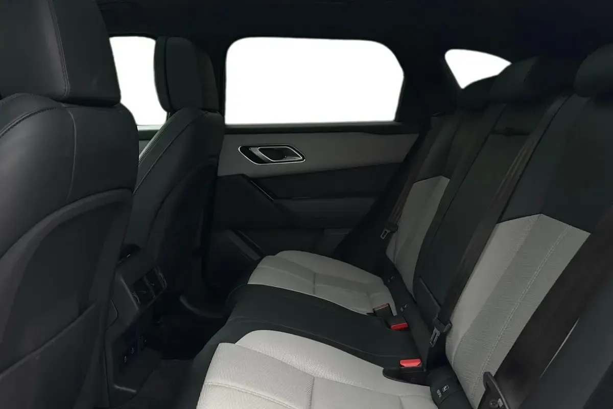 Used Land Rover Range Rover Velar Autobiography 204 HP (150 kW) 2025 Grey SUV