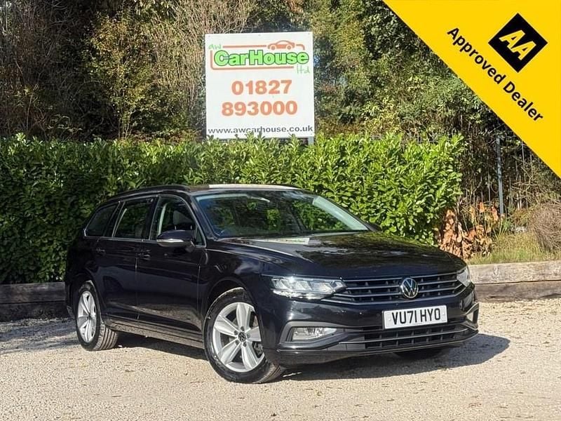 Black Used 2021 VW Passat SE Estate | £12,199 (Good price) - Image 1/4
