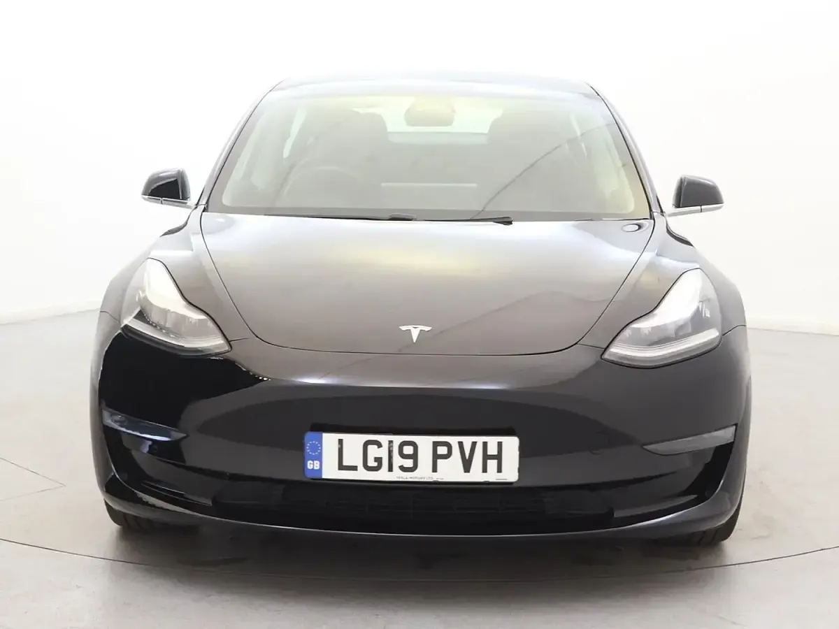 Used Tesla Model 3 Standard Range 239 kW (325 HP) 2019 Black Sedan