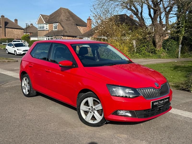Used Skoda Fabia SE L 90 HP (66 kW) 2015 Red Hatchback