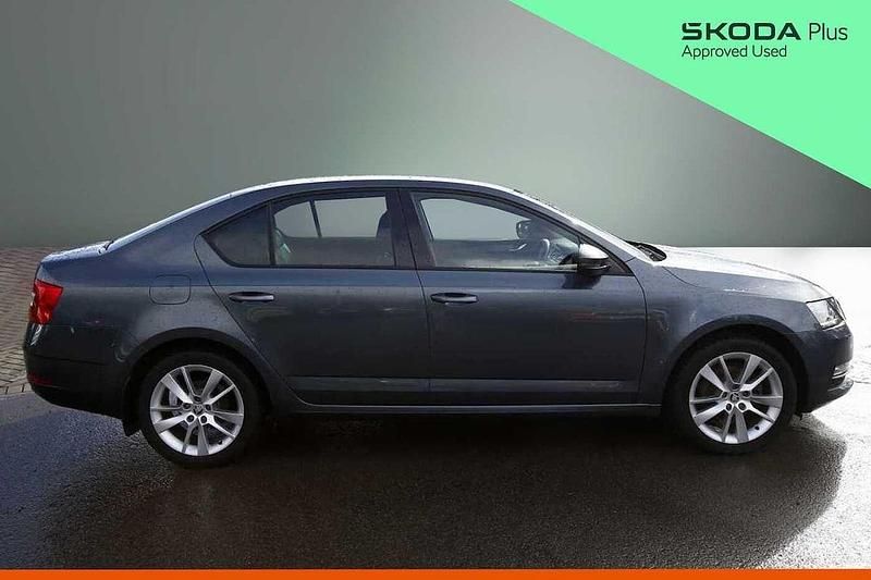 Used Skoda Octavia SE L 147 HP (108 kW) 2019 Quartz grey metallic Hatchback