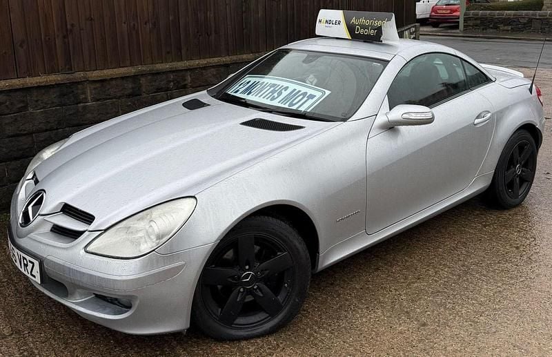 Silver Used 2006 Mercedes SLK200 Cabriolet | £2,295 (Fair price) - Image 1/4