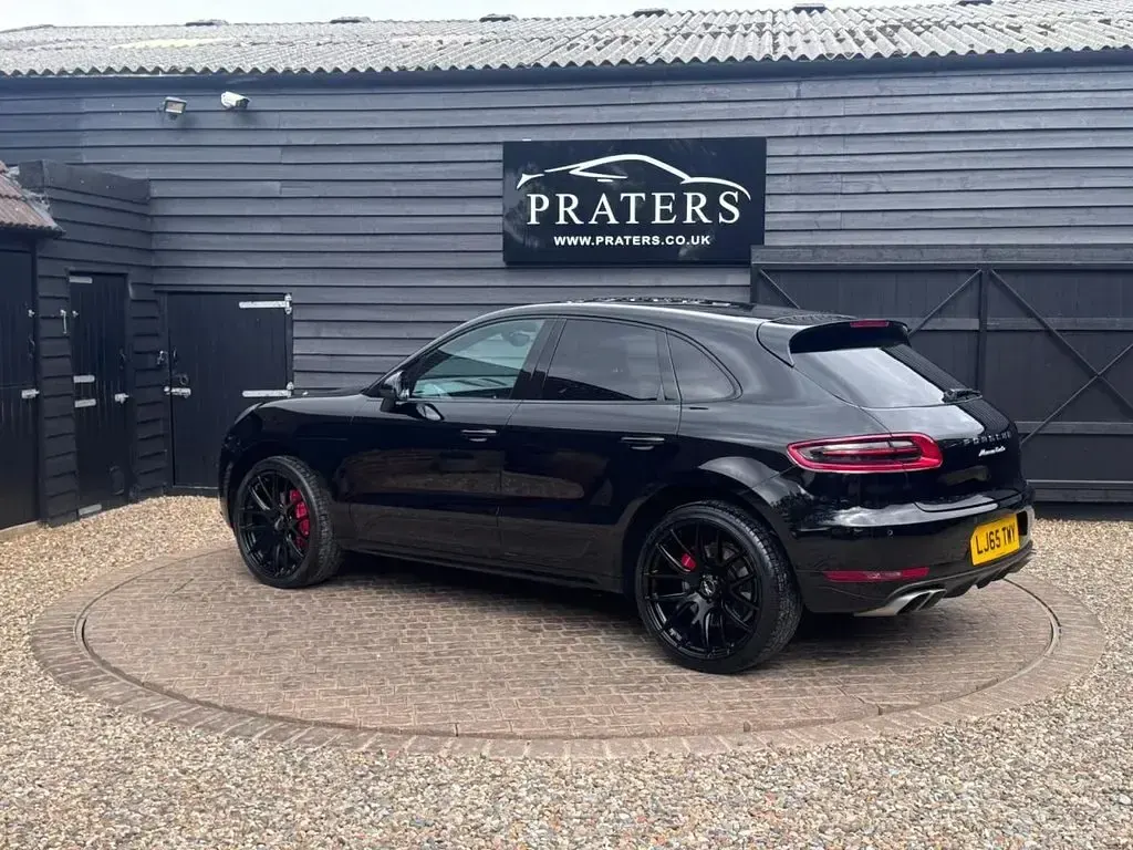 Used Porsche Macan Turbo 2015 Black SUV