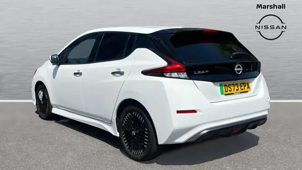 Used Nissan Leaf Shiro 110 kW (150 HP) 2024 White Hatchback