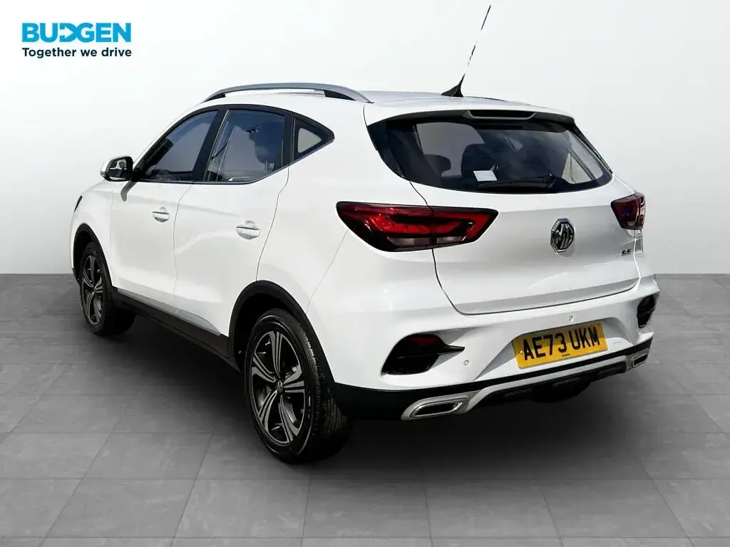 Used MG ZS Excite 106 HP (77 kW) 2023 White SUV