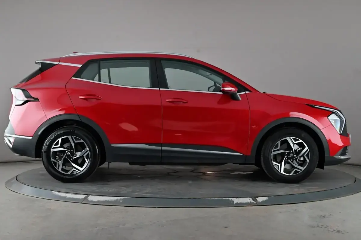 Used Kia Sportage 157 HP (115 kW) 2025 Red SUV