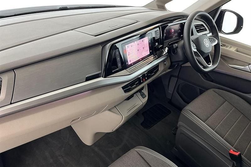 New VW California California 245 HP (180 kW) 2025 Black Van