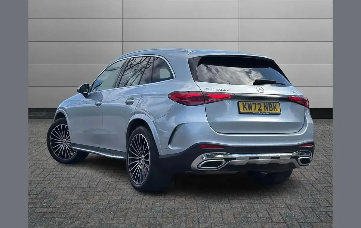 Used Mercedes GLC300 AMG Line Premium 265 HP (194 kW) 2023 Silver SUV