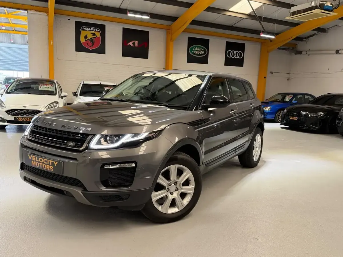 Used Land Rover Range Rover evoque SE 2019 Grey SUV