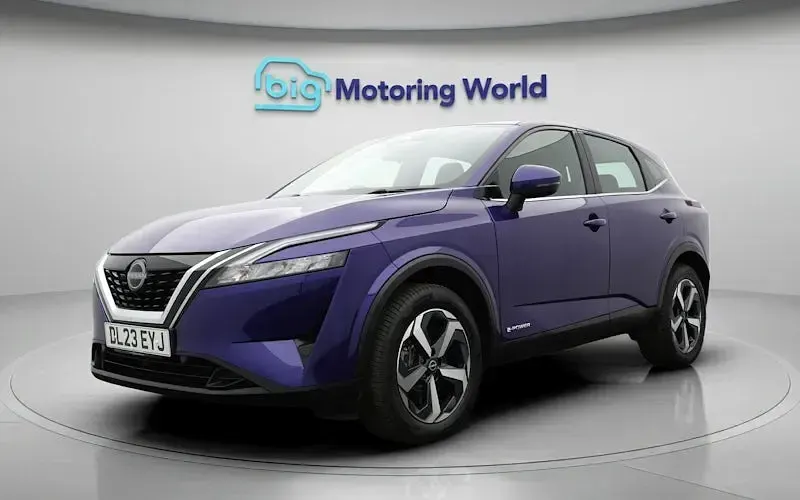 Used Nissan Qashqai Acenta Premium 190 HP (139 kW) 2023 Blue SUV