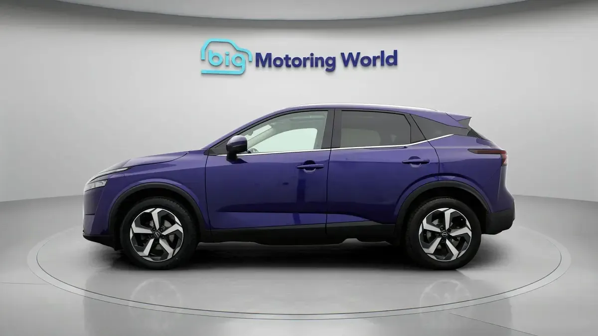 Used Nissan Qashqai N-Connecta 140 HP (102 kW) 2023 Blue SUV
