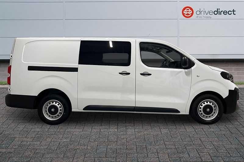 New Vauxhall Vivaro 150 HP (110 kW) 2026 White MPV