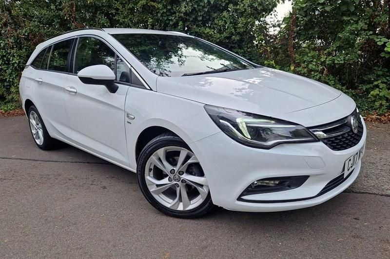 White Used 2017 Vauxhall Astra SRi Estate | £8,495 (Fair price) - Image 1/1