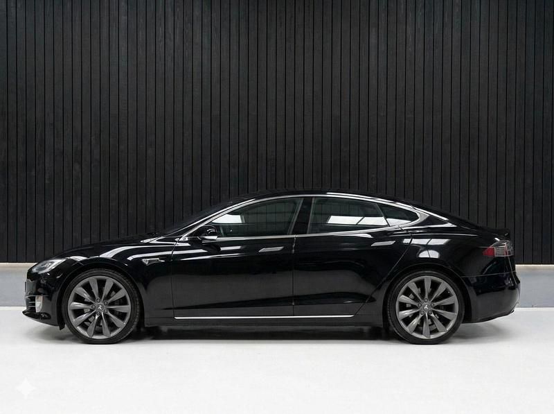 Used Tesla Model S 241 kW (328 HP) 2017 Black Hatchback