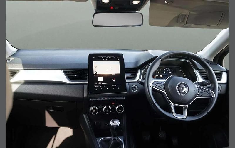 Used Renault Captur Version S 130 HP (95 kW) 2020 Black SUV