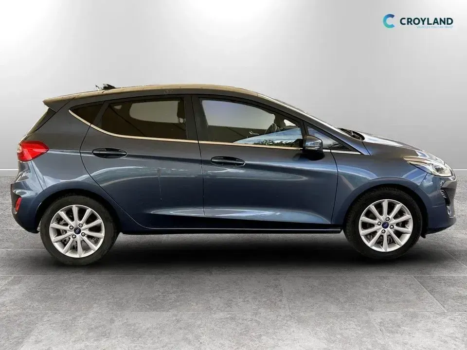 Used Ford Fiesta Titanium 125 HP (91 kW) 2019 Blue Hatchback