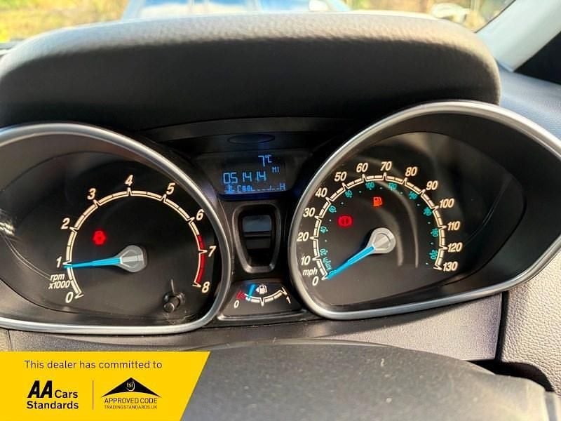 Used Ford B-MAX Titanium 2013 Grey MPV