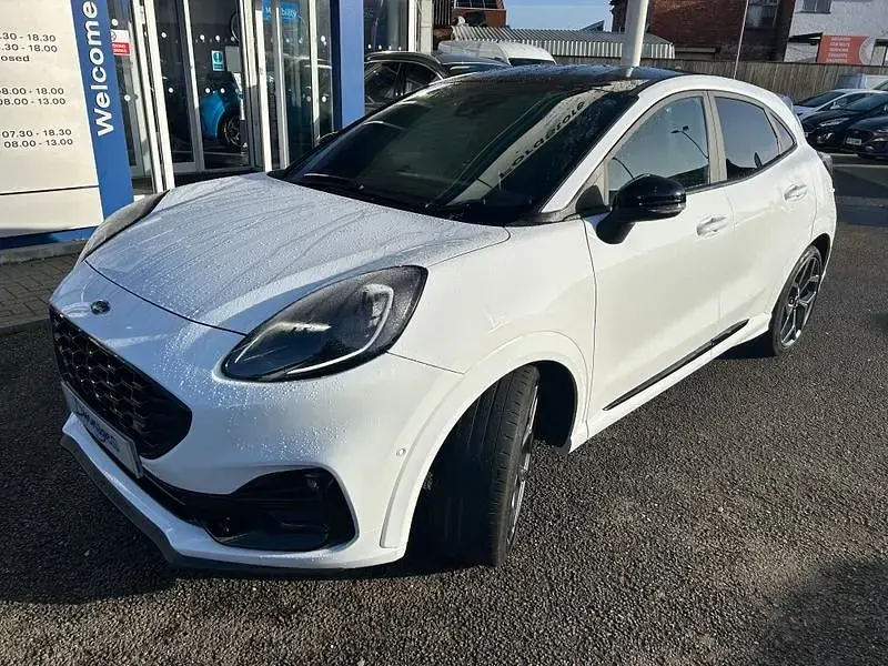 Second-hand Ford Puma ST 170 CP (125 kW) 2024 Alb Hatchback