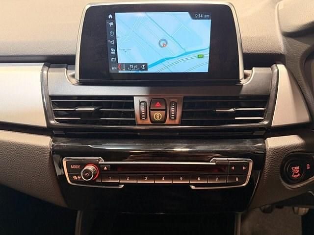 Usado BMW 218 Sport Line 140 HP (102 kW) 2018 Preto Monovolume
