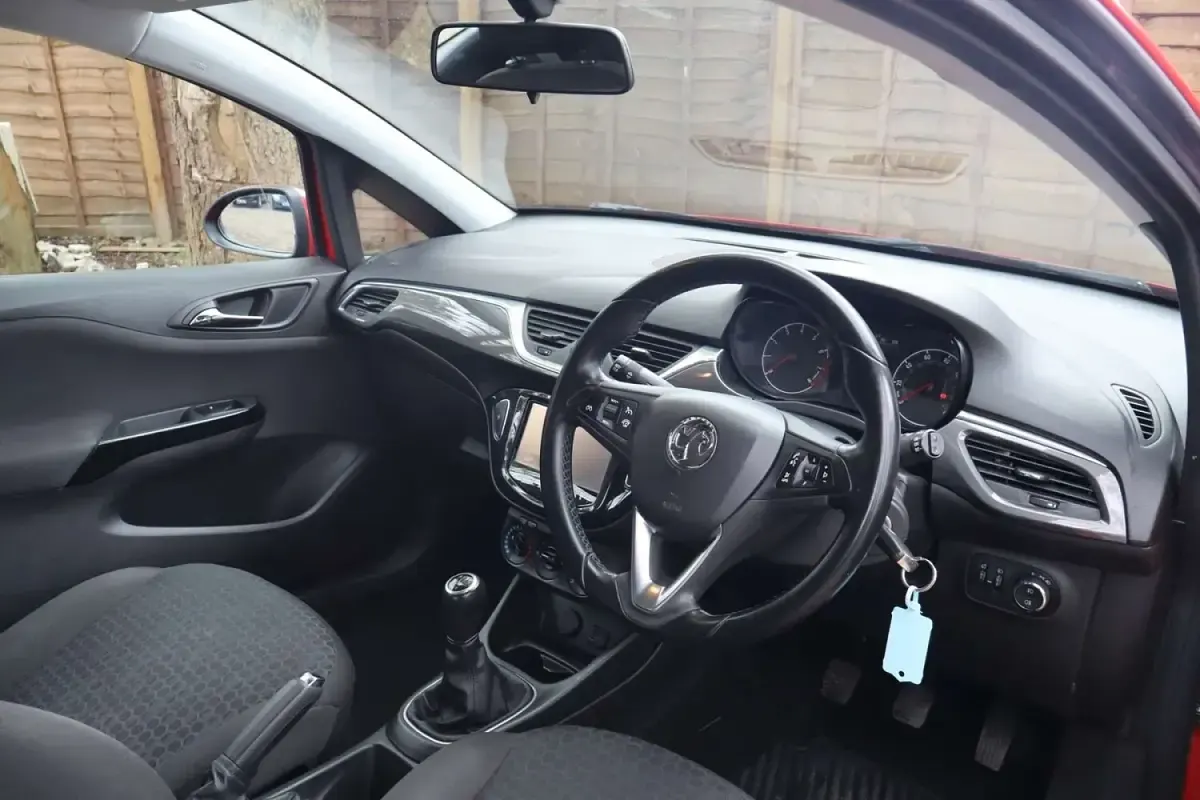 Used Vauxhall Corsa Design Edition 2015 Red Hatchback