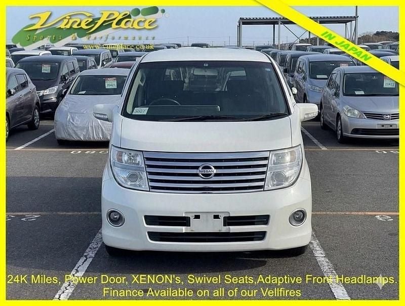 Used Nissan Elgrand 2007 White MPV