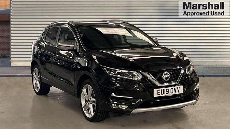 Black Used 2019 Nissan Qashqai N-Motion SUV | £11,948 (Fair price) - Image 1/4