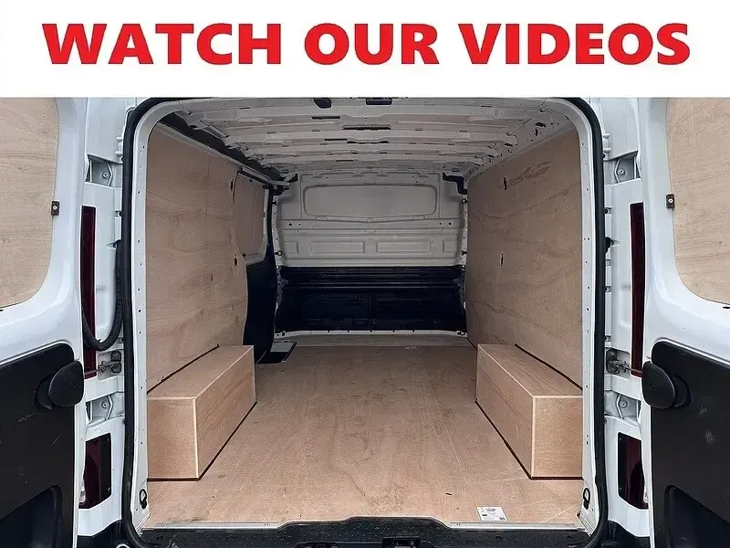 Used Renault Trafic Business 130 HP (95 kW) 2023 Glacier white