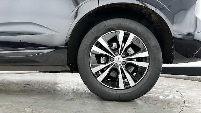 Used Volvo XC60 Momentum 194 HP (142 kW) 2022 Black SUV