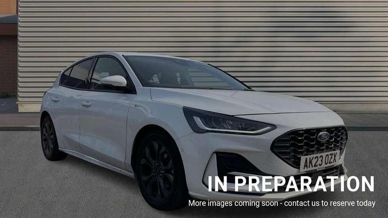 Frozen white (premium colour) Used 2023 Ford Focus ST-Line Hatchback | £14,999 (Fair price) - Image 1/4