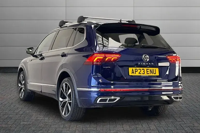 Used VW Tiguan Allspace R-line 150 HP (110 kW) 2023 Blue SUV