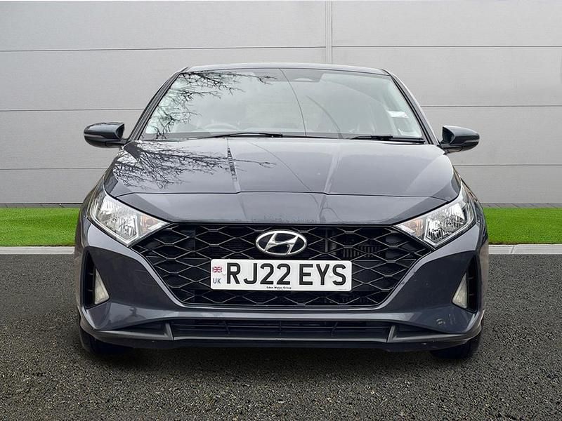 Used Hyundai i20 SE 100 HP (73 kW) 2022 Grey Hatchback
