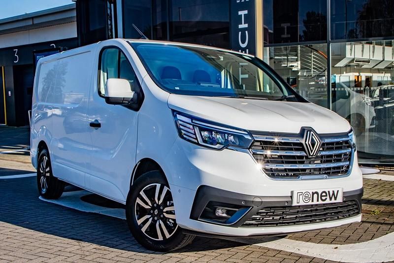 Used Renault Trafic 150 HP (110 kW) 2025 White  MPV