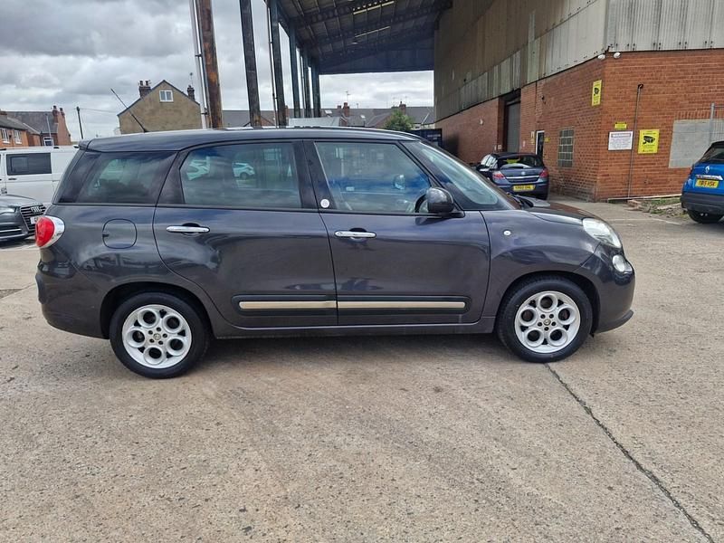 Used Fiat 500L Pop Star 85 HP (62 kW) 2014 Grey MPV