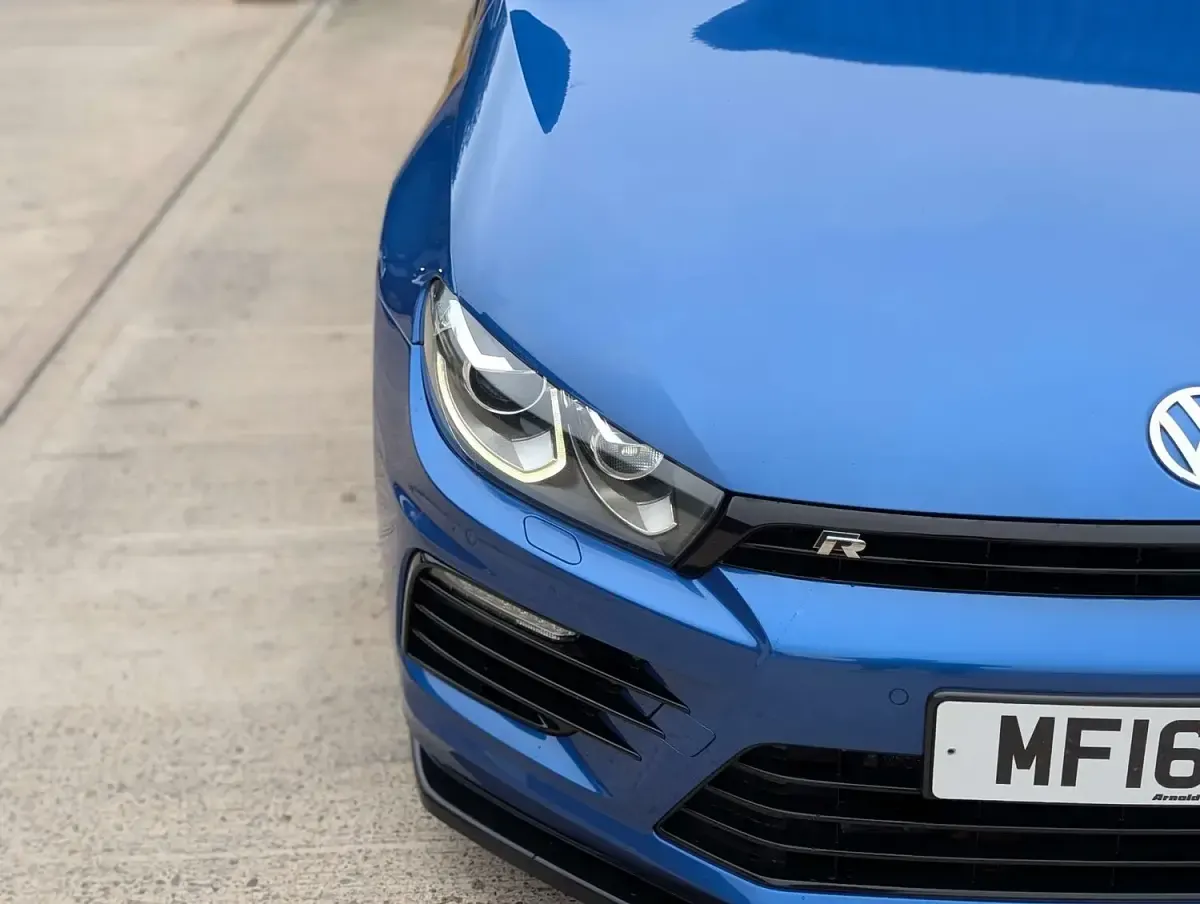 Used VW Scirocco R 280 HP (205 kW) 2016 Blue Coupe