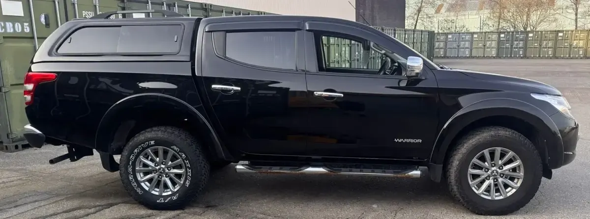 Used Mitsubishi L200 Warrior 178 HP (130 kW) 2016 Black Pickup