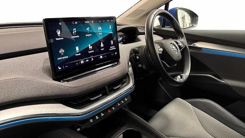 Used Skoda Enyaq iV 97 kW (132 HP) 2022 Energy blue SUV