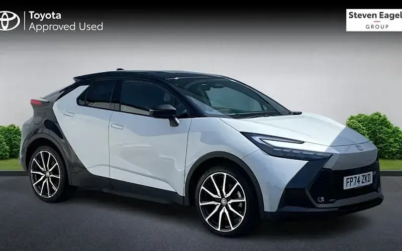 Second-hand Toyota C-HR Sport 223 CP (164 kW) 2026 SUV