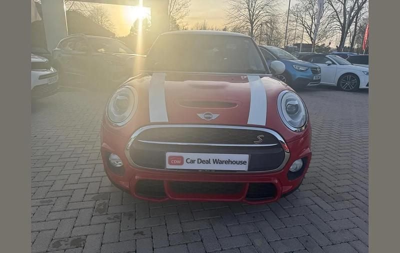 Gebraucht Mini Cooper S 188 PS (138 kW) 2016 Rot Kleinwagen