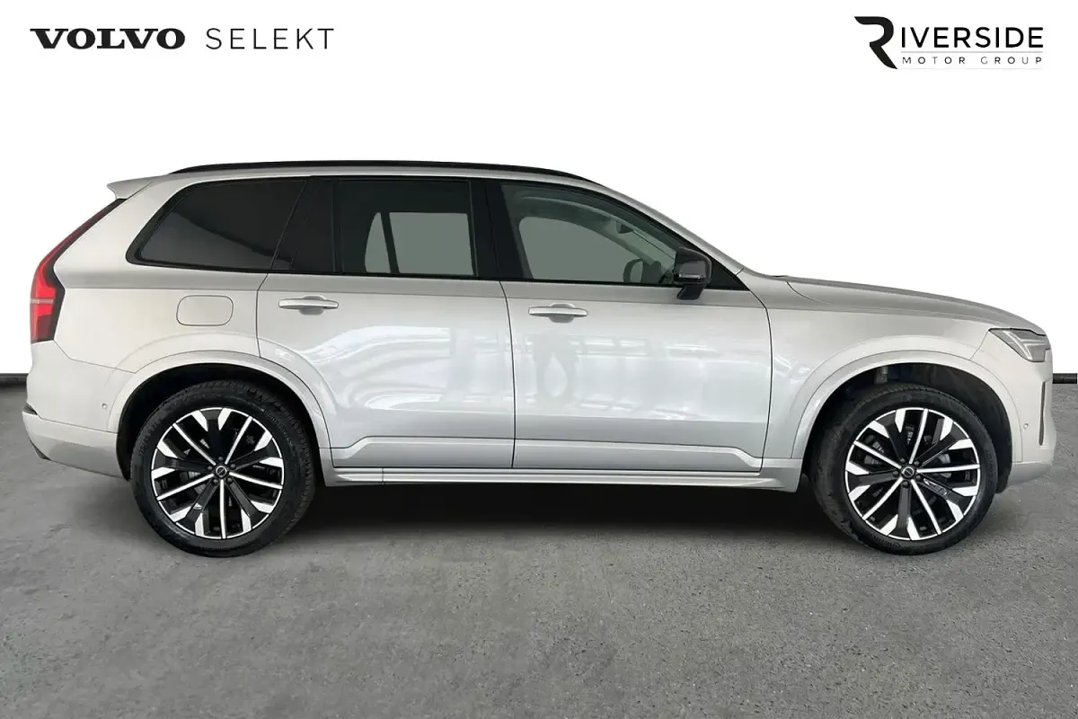 Used Volvo XC90 Ultra 455 HP (334 kW) 2025 Silver dawn SUV