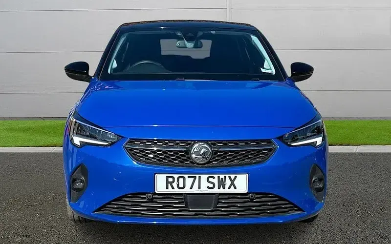Second-hand Vauxhall Corsa Edition 101 CP (74 kW) 2021 Albastru Hatchback