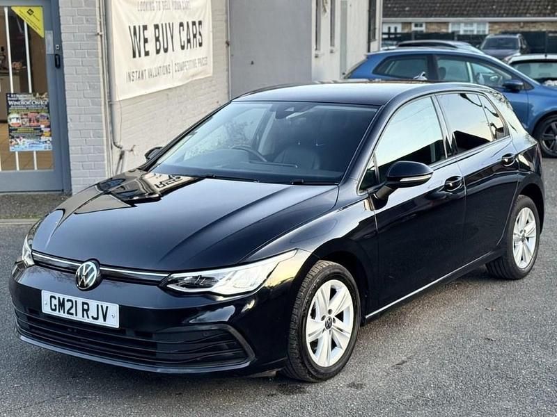 Used VW Golf VII Life 150 HP (110 kW) 2021 Black Hatchback