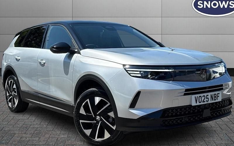 Grey Used 2025 Vauxhall Grandland X Ultimate SUV | £30,618 (Super price) - Image 1/4