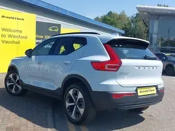 Used Volvo XC40 Plus 197 HP (144 kW) 2025 Blue SUV