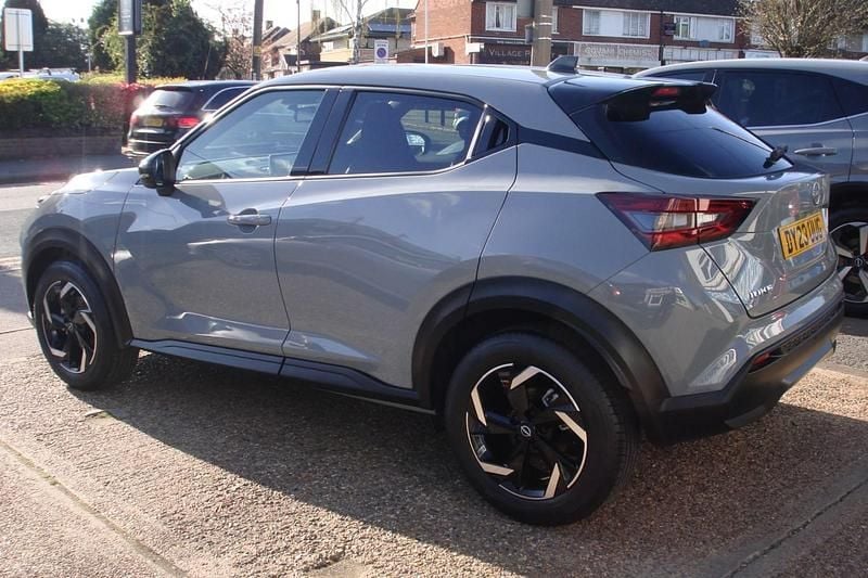 Used Nissan Juke N-Connecta 2023 Ceramic grey SUV
