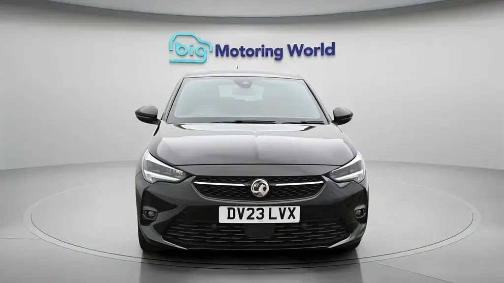 Second-hand Vauxhall Corsa 75 CP (55 kW) 2023 Negru Hatchback
