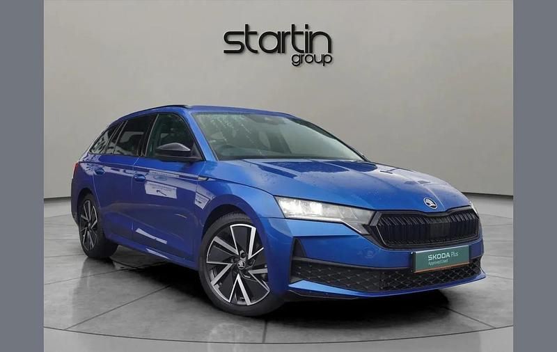 Used Skoda Octavia SportLine 147 HP (108 kW) 2025 Blue Estate