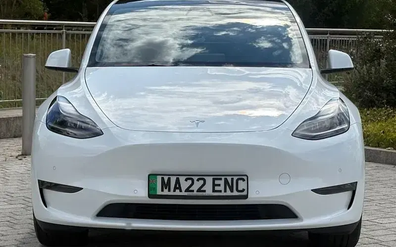 Used Tesla Model Y Long Range AWD 286 kW (389 HP) 2025 SUV
