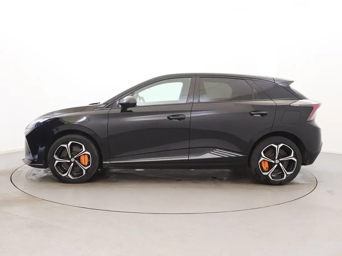 Used MG MG4 EV 319 kW (435 HP) 2024 Black Hatchback