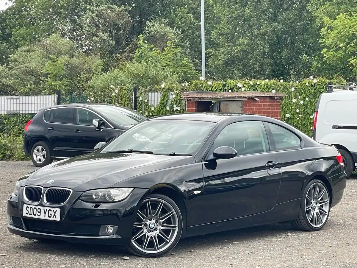 Used BMW 320 Comfort Edition 177 HP (130 kW) 2009 Black Coupe
