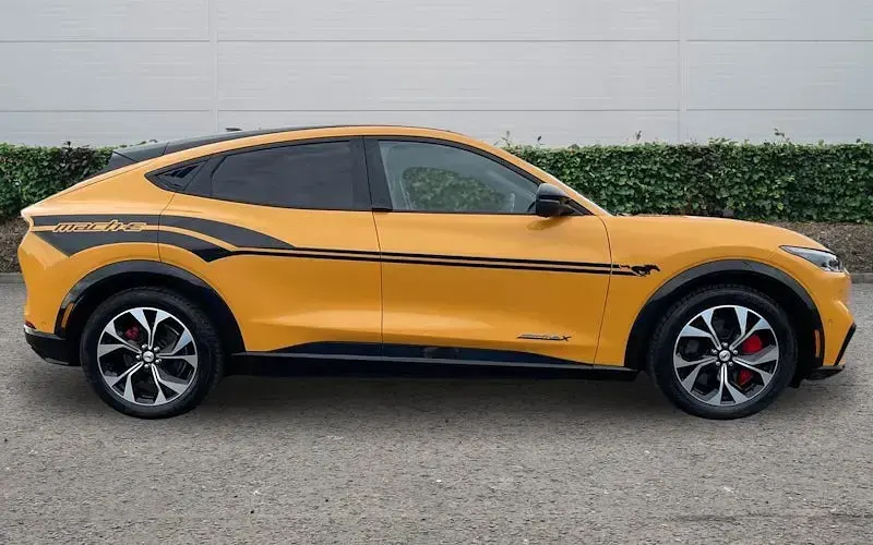 Used Ford Mustang Extended Range 351 HP (258 kW) 2021 Estate